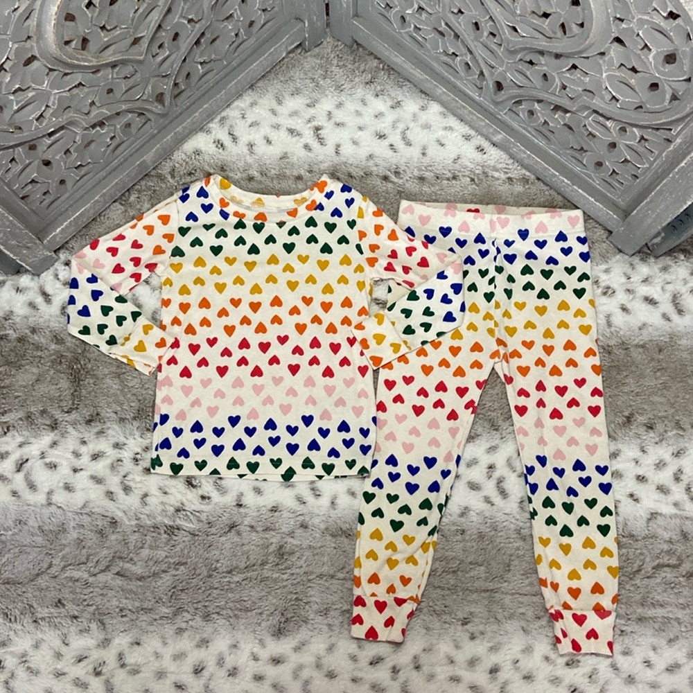 Old Navy rainbow hearts matching set girls size 3T pajamas Lovecore softgirl